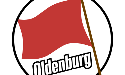 Eine rote Fahne mit dem Schriftzug: "Oldenburg" Eine rote Fahne mit dem Schriftzug: "Oldenburg"