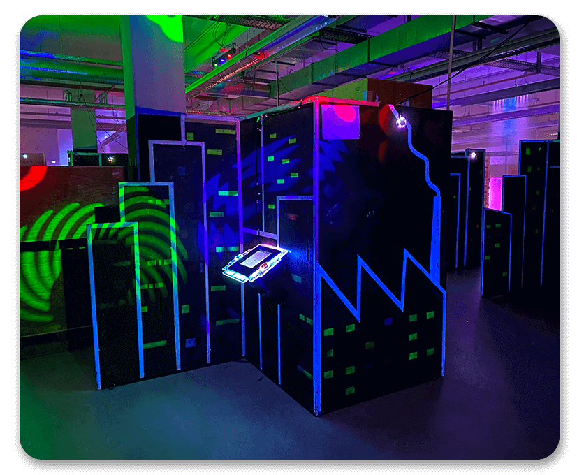 Erlebe bi Laserstar Oldenburge Dein persönliches Lasertag Einzelrunden-Abenteuer.