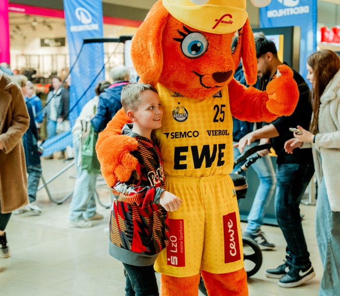 Fan-Day der EWE Baskets