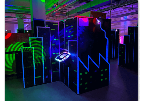 Erlebe bi Laserstar Oldenburge Dein persönliches Lasertag Einzelrunden-Abenteuer.
