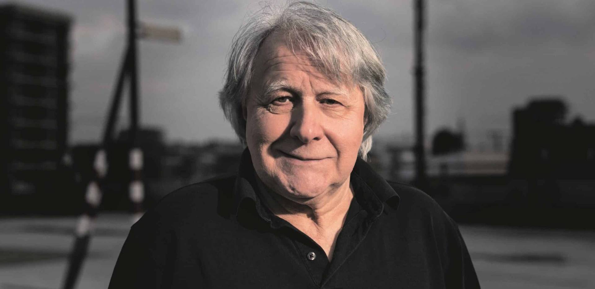 Peter Urban liest: "On Air! der Soundtrack seines Lebens" Peter Urban liest: "On Air! der Soundtrack seines Lebens"