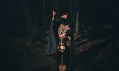 Mit dem Totengr&auml;ber auf dem Gertrudenkirchhof