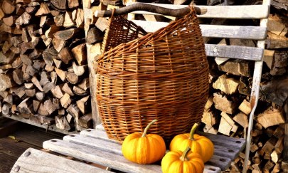 Auf dem Foto befindet sich ein Weidenkorb.