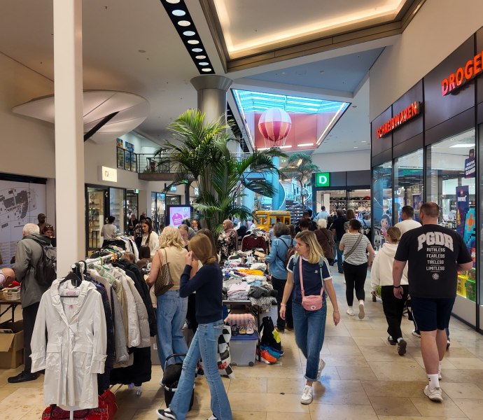 Frauenflohmarkt im Einkaufsland am 30.01.2026 von 16-20 Uhr