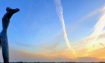 De Utkieker with Sky