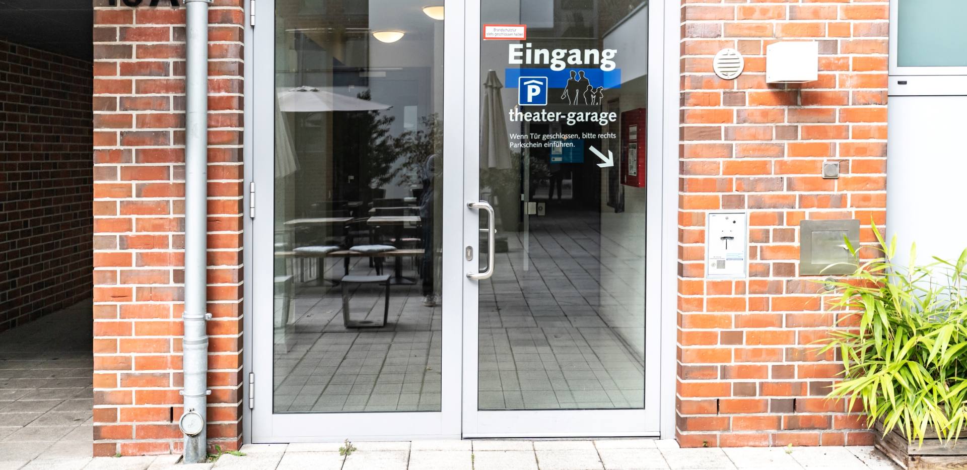 Eingang Parkhaus Theatergarage Oldenburg