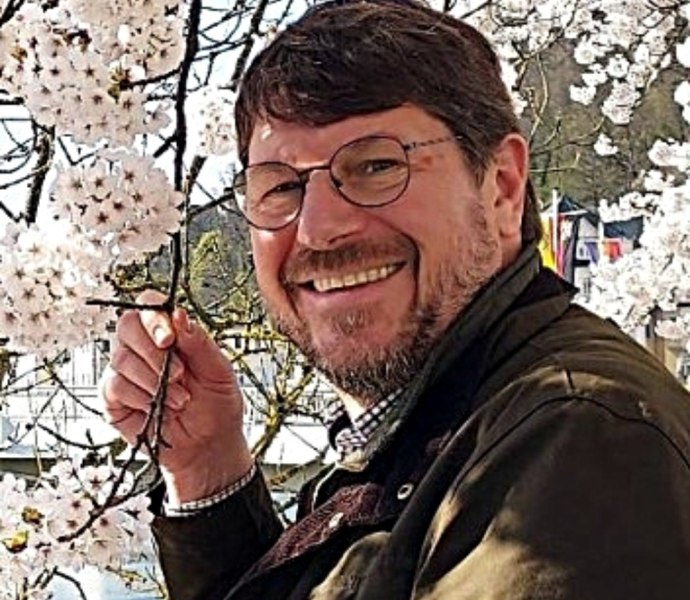Martin Gerhard Martin Gerhard