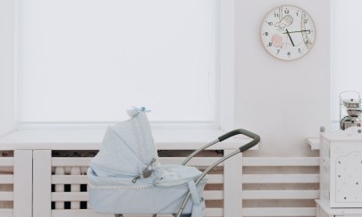 Kinderwagen. Foto: mikhail-nilov/Pexels Kinderwagen. Foto: mikhail-nilov/Pexels