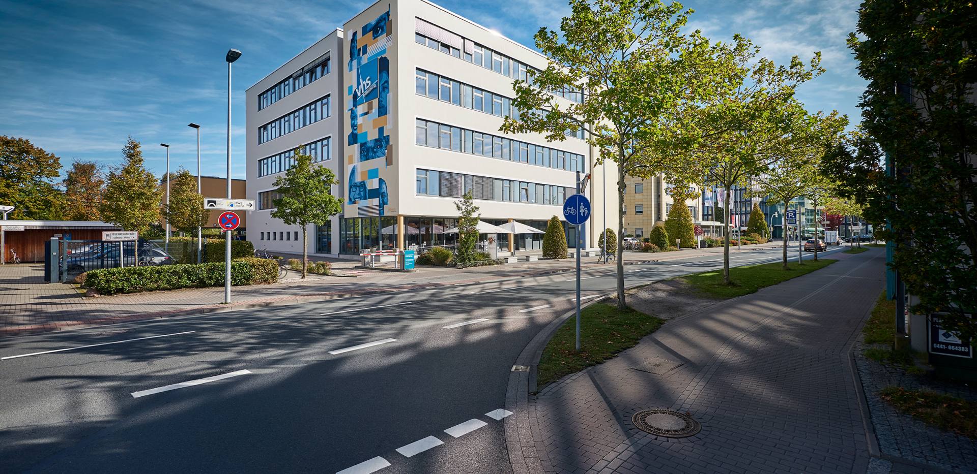 vhs-oldenburg-vhs-haus-in-der-karlstrasse_1_nachweis_-volker-kunkel-fotografie vhs-oldenburg-vhs-haus-in-der-karlstrasse_1_nachweis_-volker-kunkel-fotografie