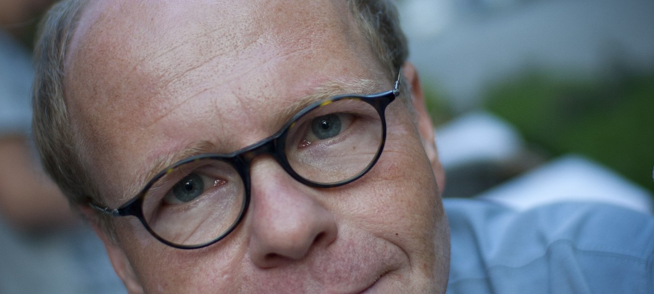 Fotohistoriker Michael Ebert versucht Antworten auf die Fragen nach dem Urheber des Fotos "The Terror of War" zu geben. Fotohistoriker Michael Ebert versucht Antworten auf die Fragen nach dem Urheber des Fotos "The Terror of War" zu geben.