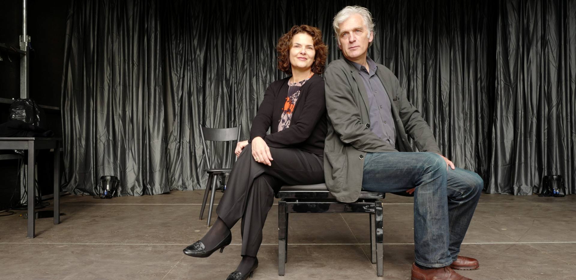 Barbara Auer & Walter Sittler lesen...