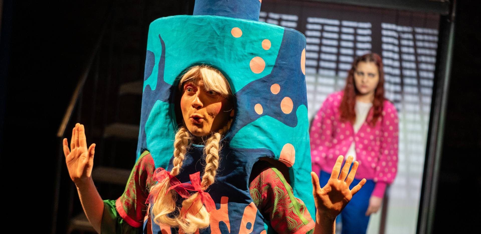 DAS GEWICHT DER AMEISEN