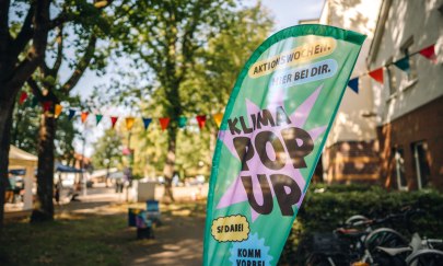 KLIMA POP-UP. Aktionswochen. Hier bei dir. Komm vorbei. Sei dabei. KLIMA POP-UP. Aktionswochen. Hier bei dir. Komm vorbei. Sei dabei.