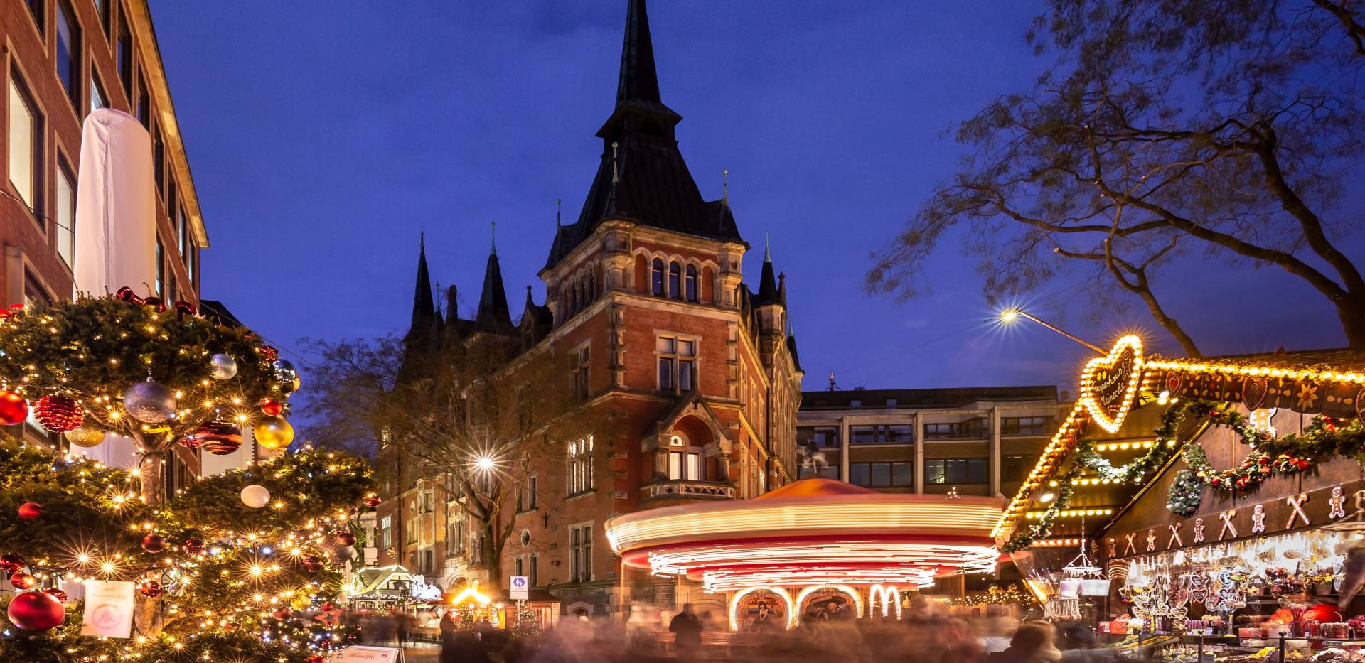 Weihnachtsmarkt Rathaus