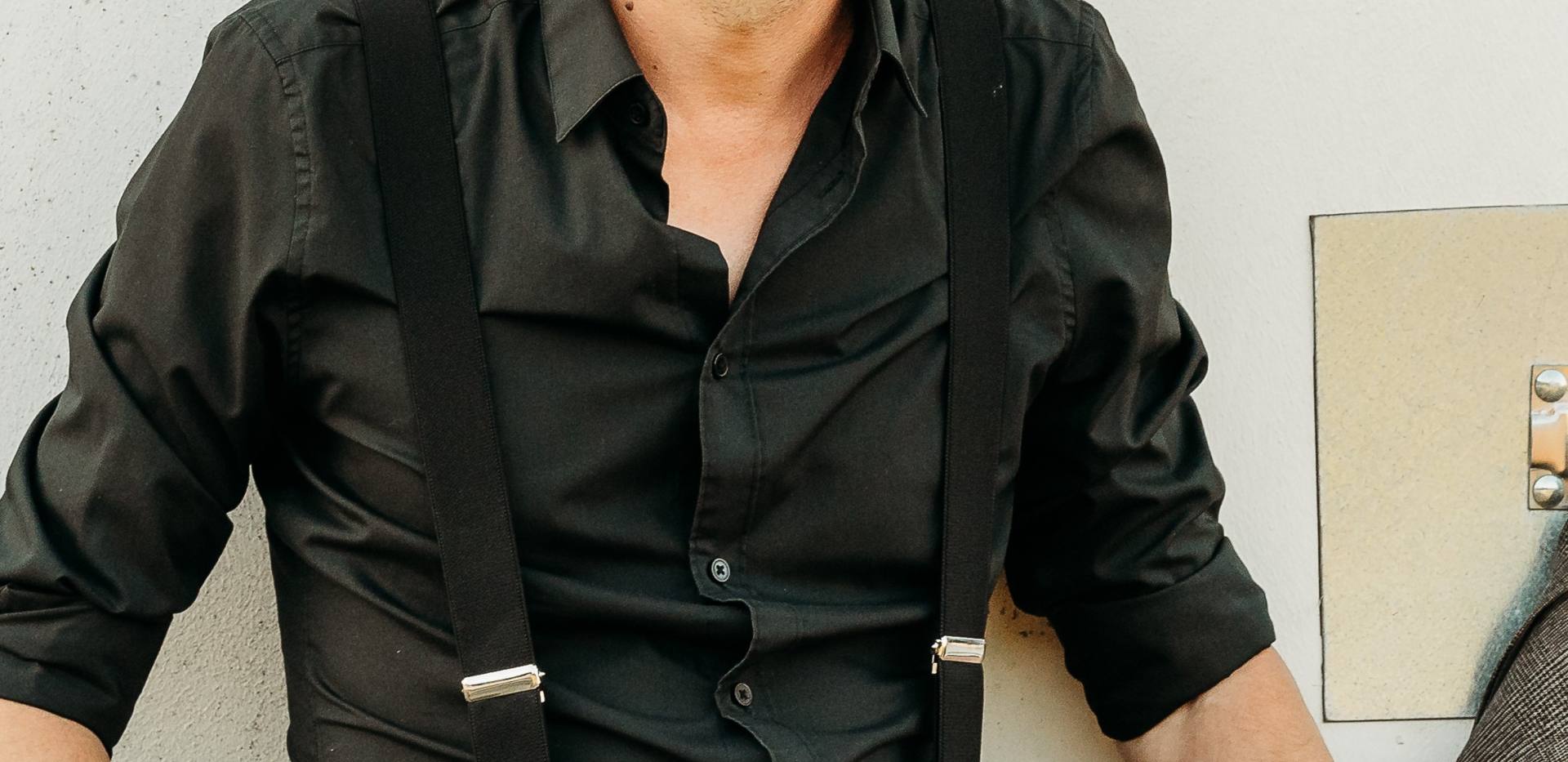 Stefan Hasselmann in guter deutschsprachiger Liedermacher-Tradition. Stefan Hasselmann in guter deutschsprachiger Liedermacher-Tradition.