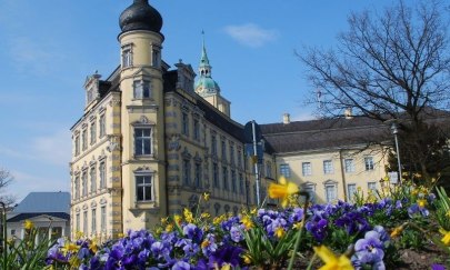 Familienzeit: Farbenfrohe Osterpost Familienzeit: Farbenfrohe Osterpost
