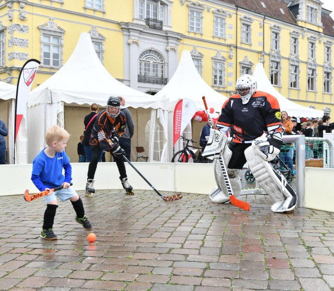 Klein gegen Groß