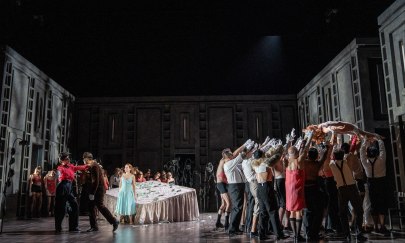 LA TRAVIATA LA TRAVIATA