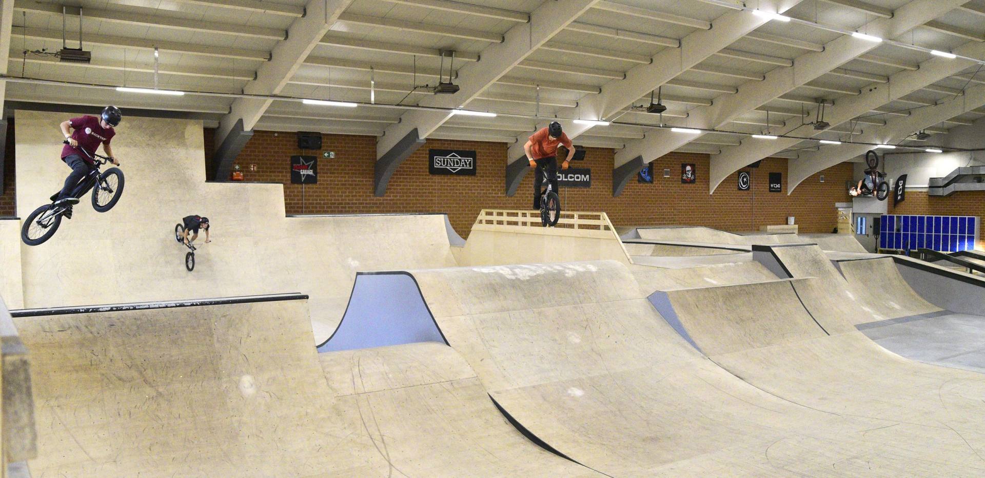 oldenburg_skatehalle_echtol_2018_quer_janinarahn_echtoldenburg_bmx_18718_07 oldenburg_skatehalle_echtol_2018_quer_janinarahn_echtoldenburg_bmx_18718_07