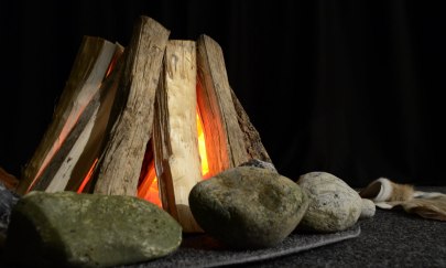 Die Rolle der Frau in der Steinzeit Die Rolle der Frau in der Steinzeit