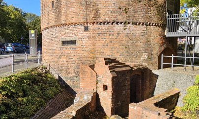 Auf der Mauer, auf der Lauer – die verborgene Stadtmauer entdecken Auf der Mauer, auf der Lauer – die verborgene Stadtmauer entdecken