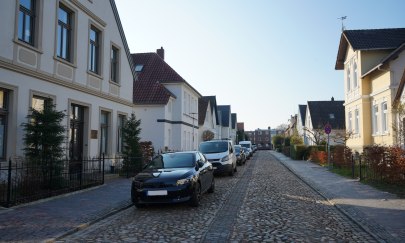 Stra&szlig;enansicht H&ouml;rgang Horst Janssen