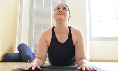 Komm auf die Matte.
Komm zur Ruhe.
Komm zu Dir! Komm auf die Matte.
Komm zur Ruhe.
Komm zu Dir!