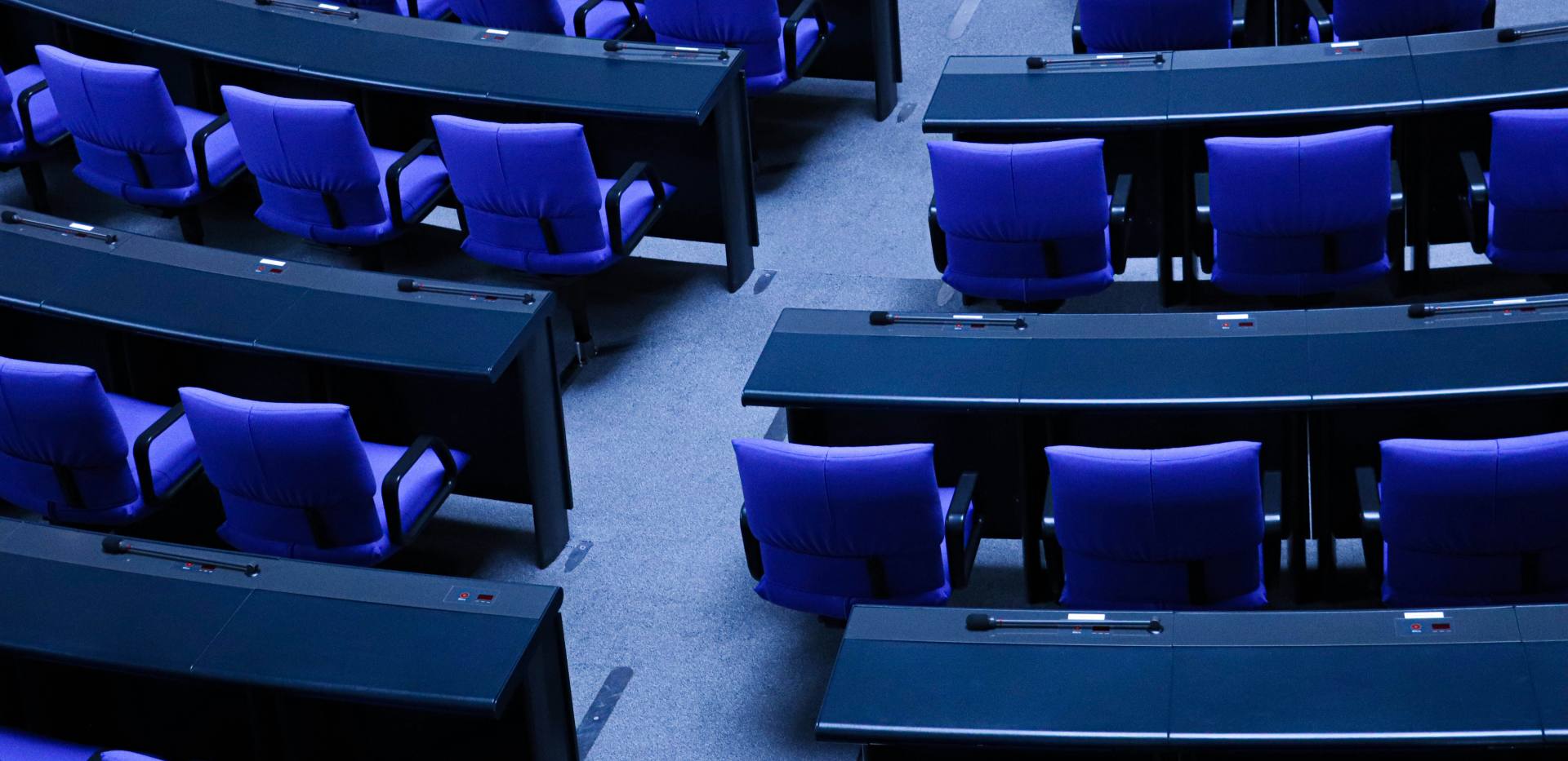 Das leere Plenum im deutschen Bundestag