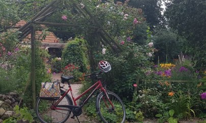 Zum Bauerngarten nach Jeddeloh Zum Bauerngarten nach Jeddeloh