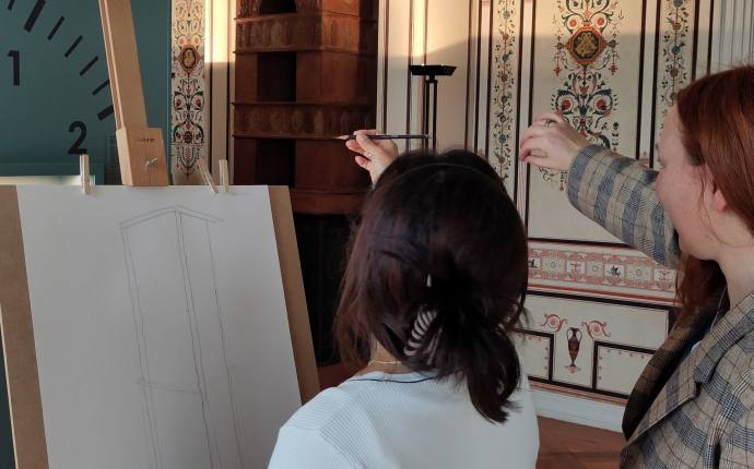 Frühlings-Zeichenstudio für Erwachsene im Oldenburger Schloss Frühlings-Zeichenstudio für Erwachsene im Oldenburger Schloss