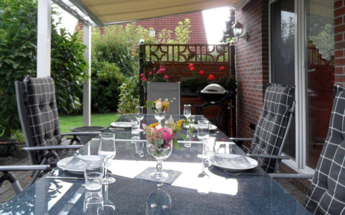 Die überdachte Terrasse Die überdachte Terrasse